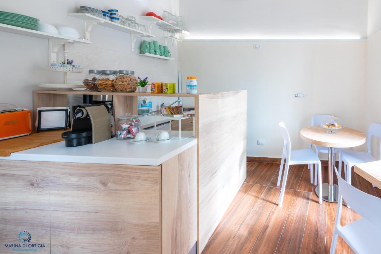 B&B Marina Di Ortigia Сиракузы Экстерьер фото