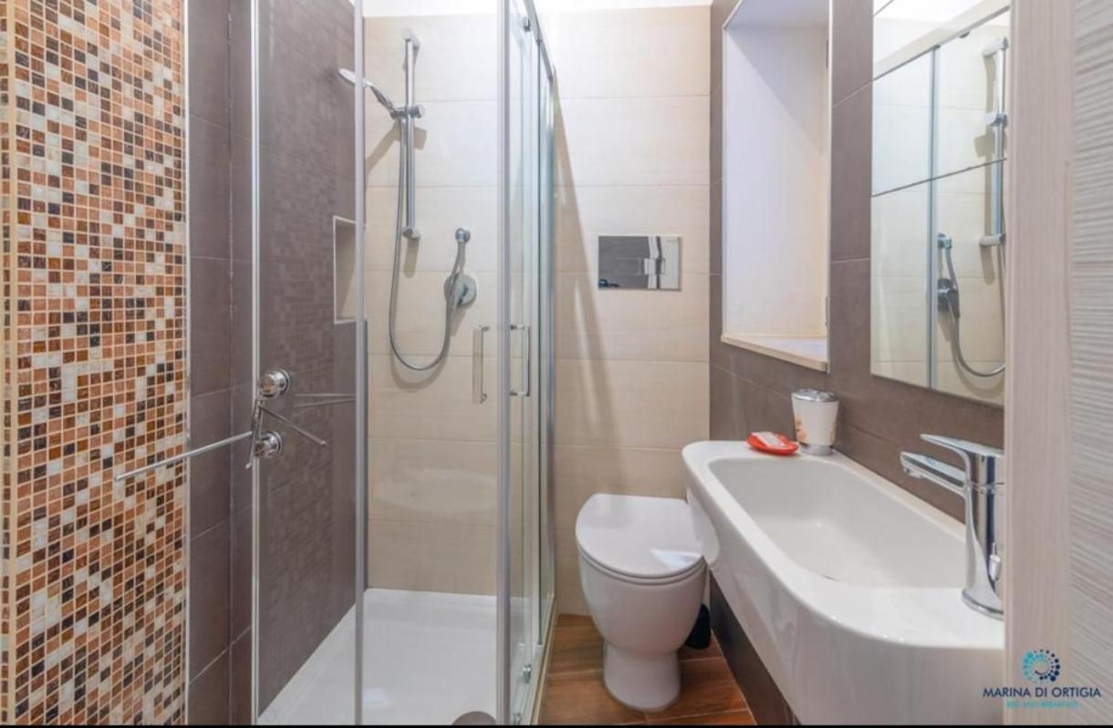 B&B Marina Di Ortigia Сиракузы Номер фото